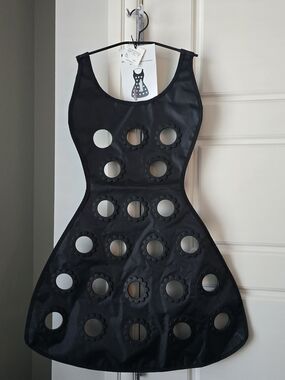 Umbra Black Women's Dress - Versatile Hanging Storage